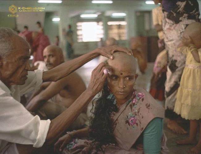 La-fabrica-de-extensiones-de-cabello-de-India-recolecta-cabello-de-los-principales-templos